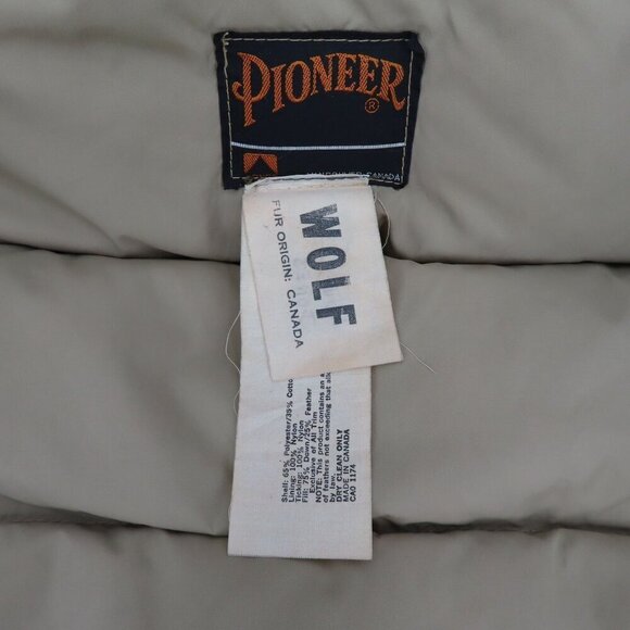 Vintage Pioneer Adult SEE MEASUREMENTS Fur Trim Parka Jacket Winter Coat Canada - Picture 13 of 16